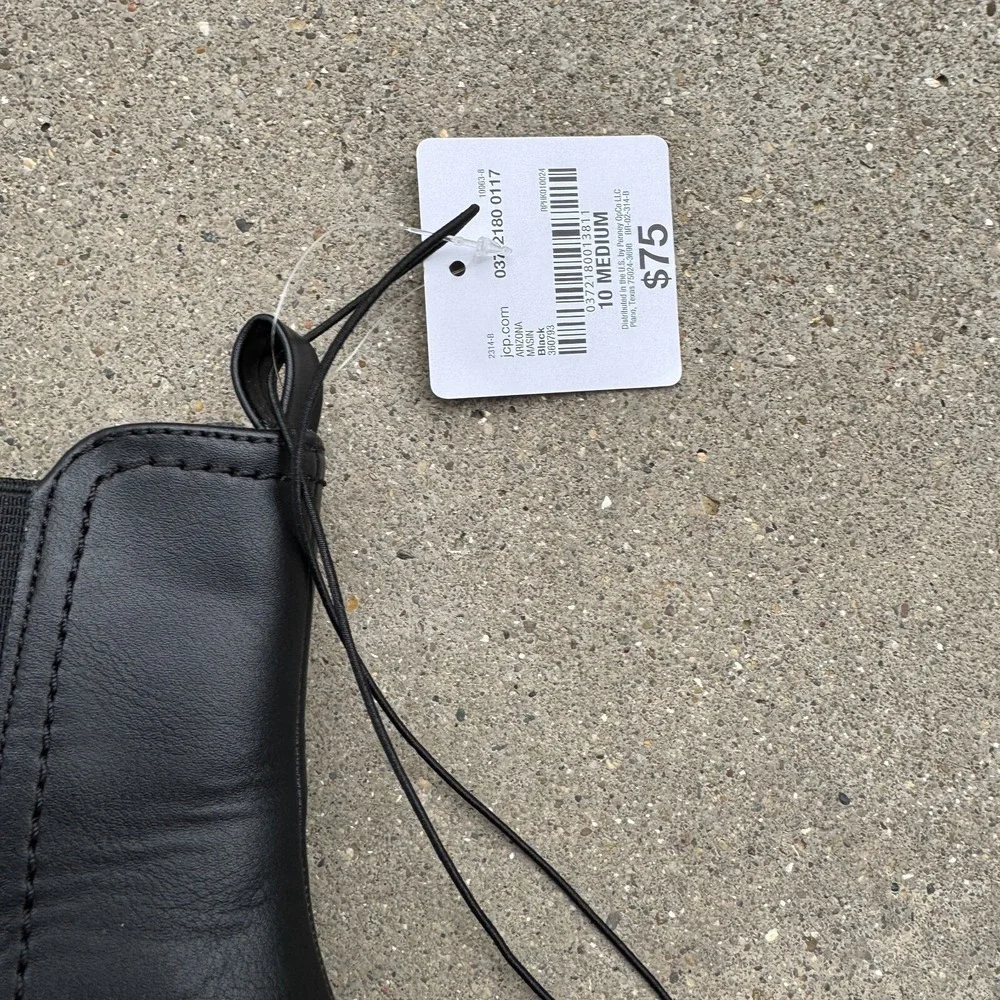 Arizona Jeans AZ‎ Masin Chelsea Boots Womens Size 10 Black Lug Sole Pull On NEW - Picture 4 of 9